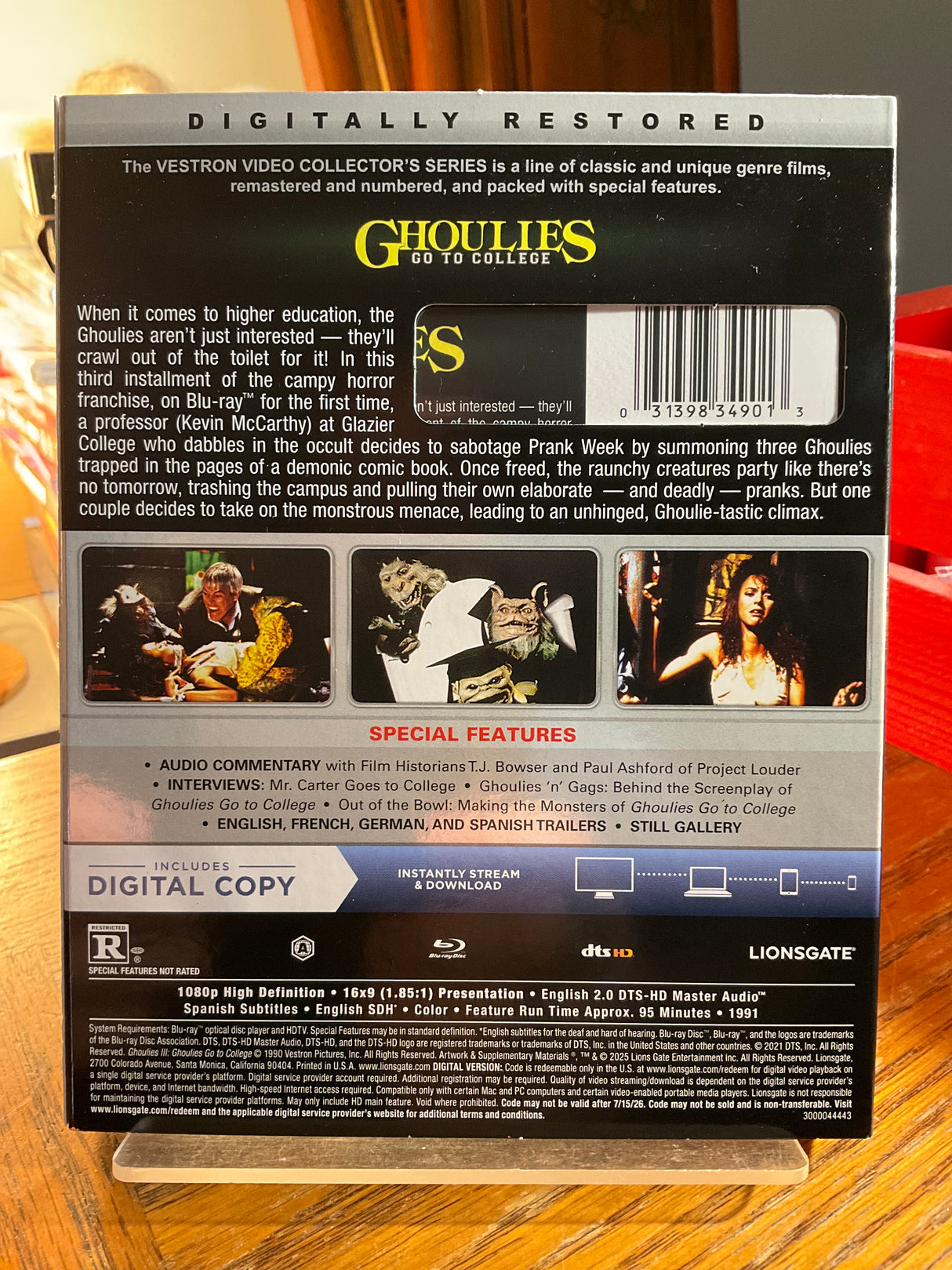 Ghoulies Go to College w/SLIP USED