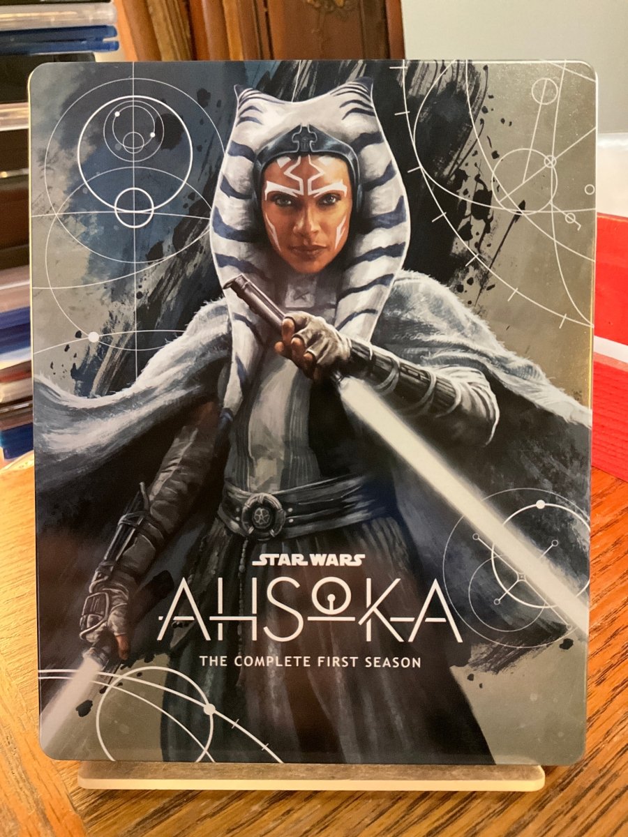Ahsoka: The Complete First Season (4K UHD Steelbook) USED