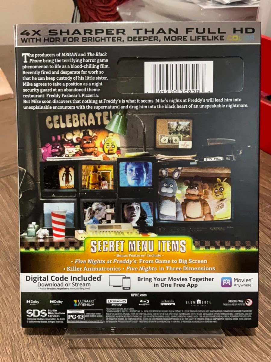 Five Nights at Freddy's - Night Shift Edition 4K UHD W/SLIP USED