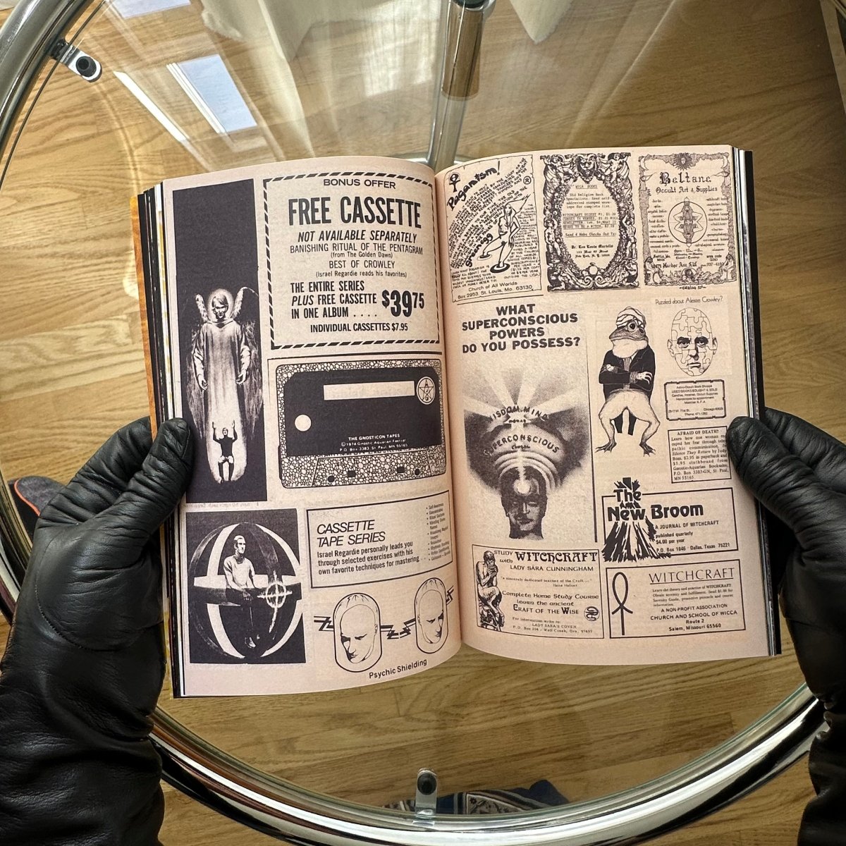 Occult Eye (Limited Edition) - Books