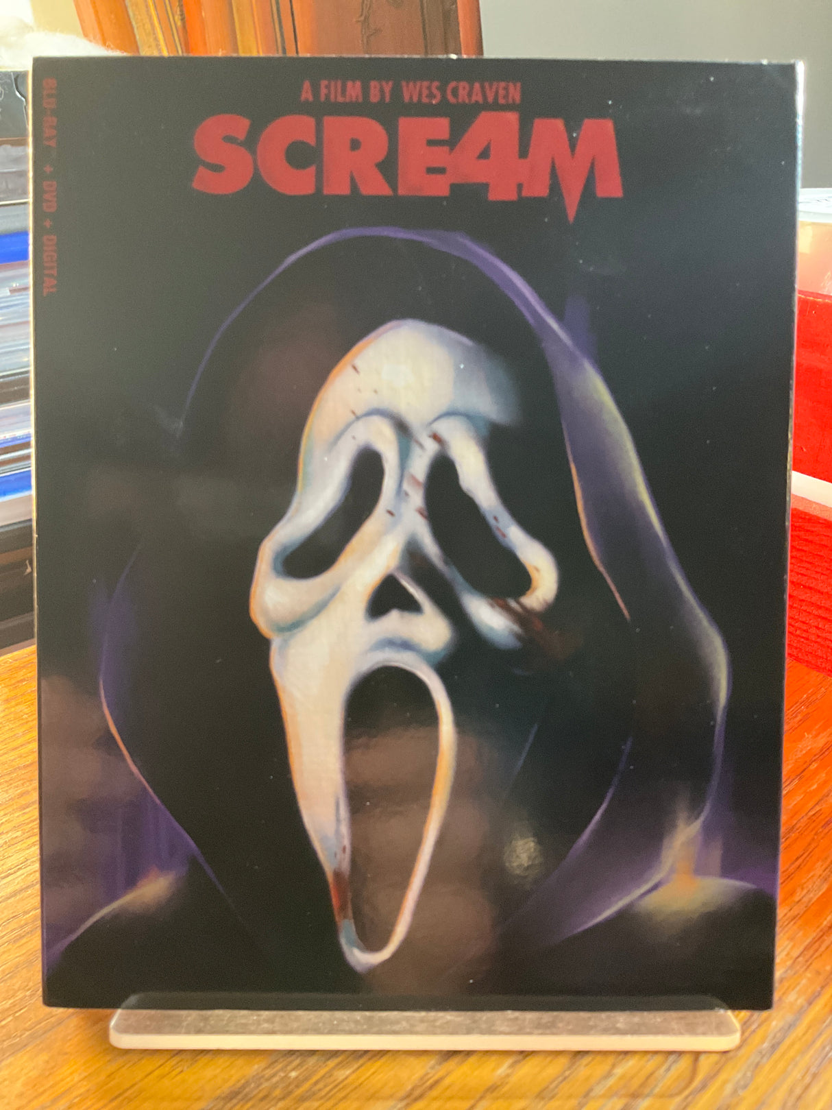 Scream 4 w/SLIP USED