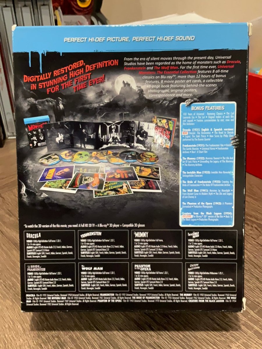 Universal Monsters: The Essential Collection (Region Free) w/SLIPCASE USED
