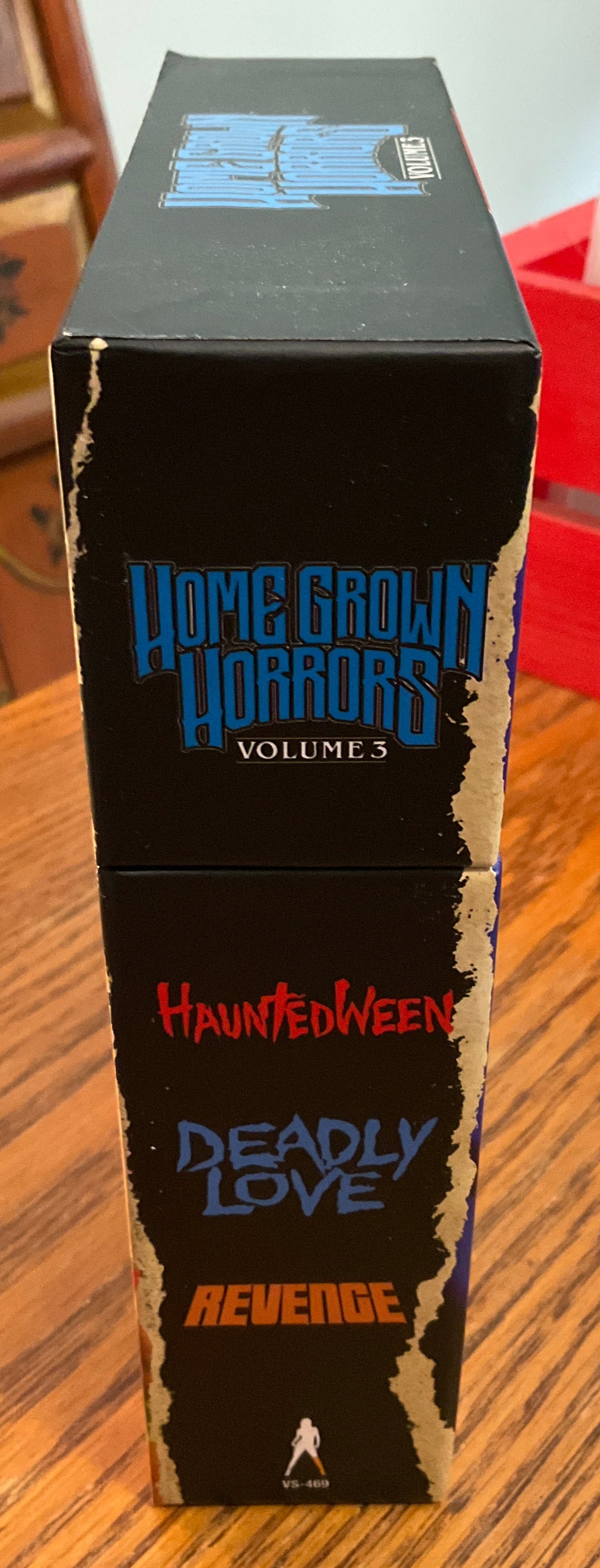 Home Grown Horrors: Volume 3 (Limited Edition) USED
