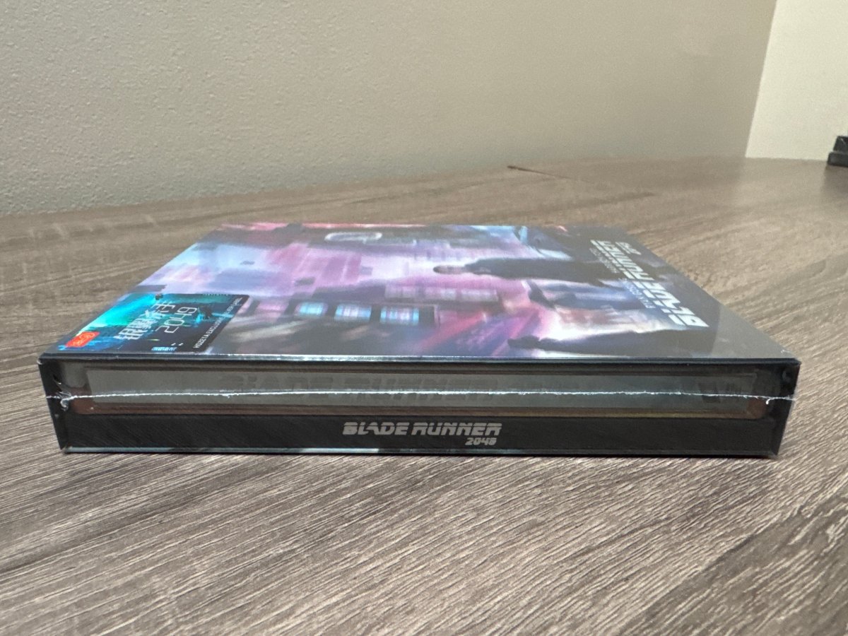 Blade Runner 2049 (4K UHD, Steelbook, Lenticular Case, HDZeta 42, Region Free/Region C)