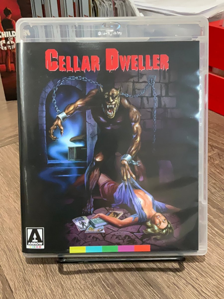 Enter the Video Store: Empire of Screams Collector's Set USED