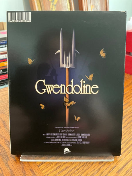 Gwendoline w/SLIP USED