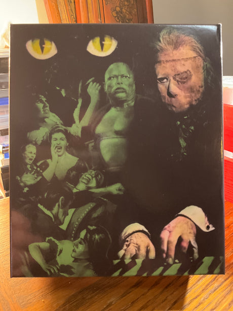 Hammer Horror Volume 2 (Umbrella, Region Free) USED