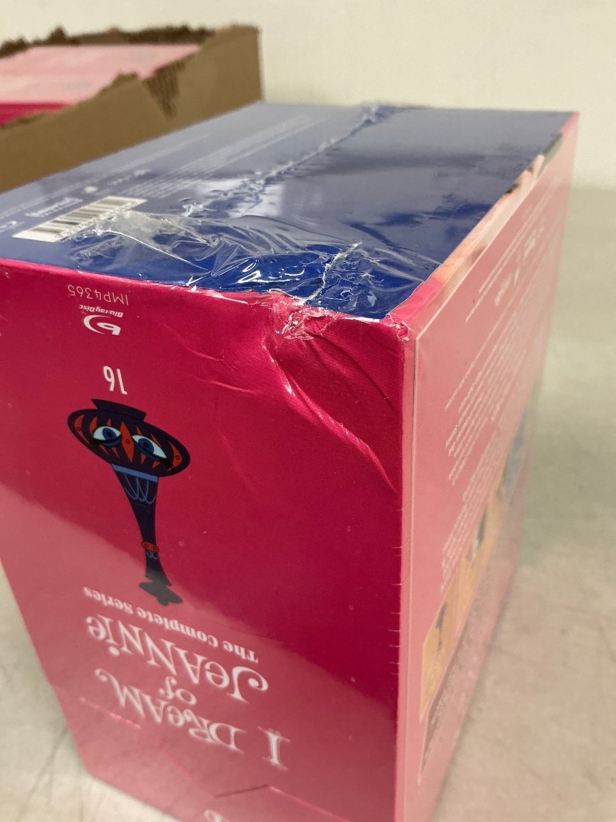 I Dream of Jeannie: The Complete Series (Limited Edition, Region Free) *DAMAGED* - New Blu - Ray