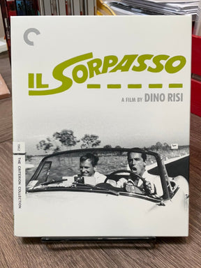 Il Sorpasso (#707) W/SLIP USED