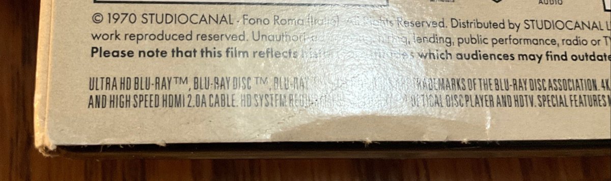 Le Cercle Rouge w/SLIP (4K UHD, 3 Discs, Region B) USED - Used 4K UHD