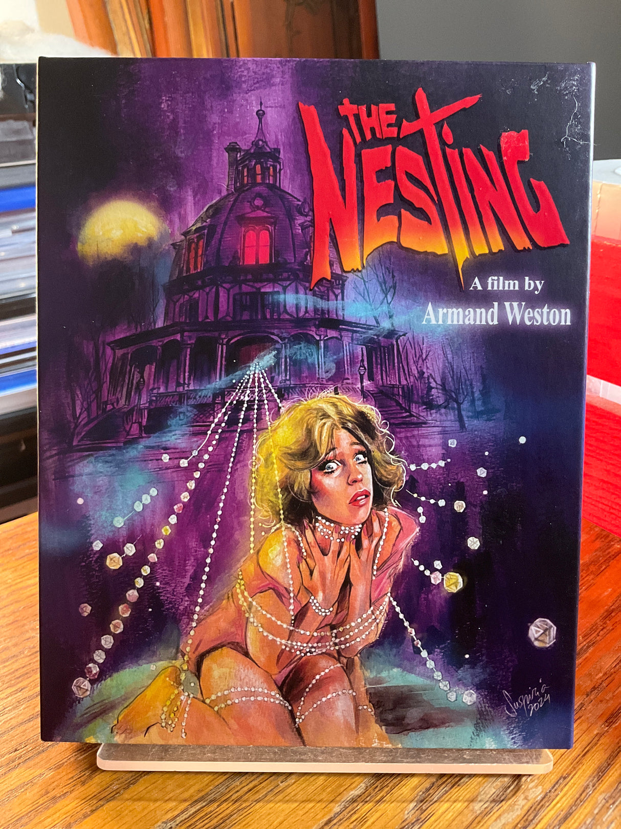 The Nesting (4K UHD) w/SLIP AND BOOKLET USED