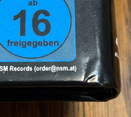 Trick Or Treat (REGION B GERMAN IMPORT) w/HARDCASE USED *SEE NOTE*